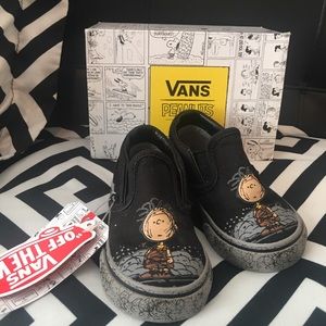 ❌SOLD Peanuts Toddler Slip on Vans